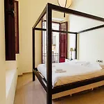 Bright And Central- 2Bd 1Bth- Malhara