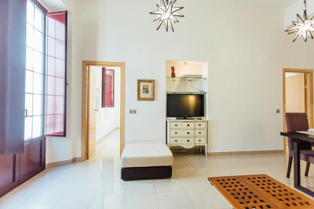 Bright And Central- 2bd 1bth- Malhara Séville
