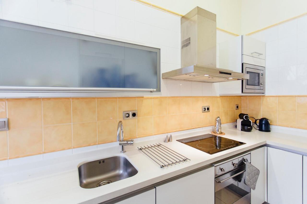 Bright And Central- 2bd 1bth- Malhara Appartement
